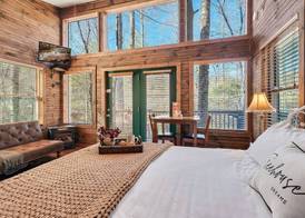 Rivers Edge Treehouses 5