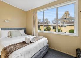 Hampshire Holiday Parks - Wanaka 5