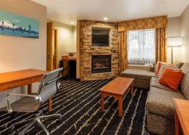 La Quinta by Wyndham Vancouver 5