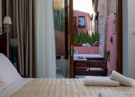 Vener Luxury Suites 3