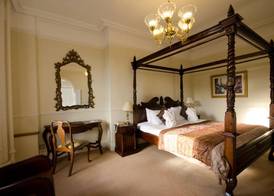 Hatton Court Hotel 4