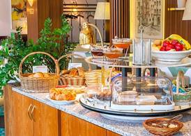 Parkhotel Crombach am Salingarten 4