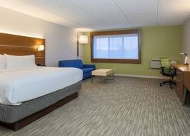 Holiday Inn Express MILWAUKEE-WEST MEDICAL CENTER by IHG 4