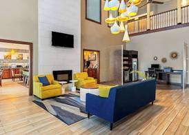 Comfort Suites Vincennes 2