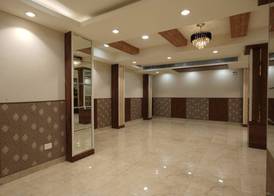 The Golden Crown Hotel Banquet & Cafe 3