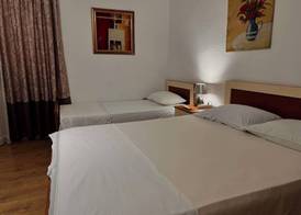 Grand House 4