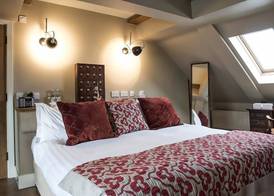 The Howard Arms 3