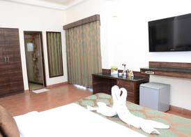 Upper Deck Resort - Highest Peak, Lonavala 3