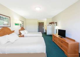 Quality Inn Clare 4