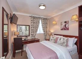 Uppercross House Hotel 3