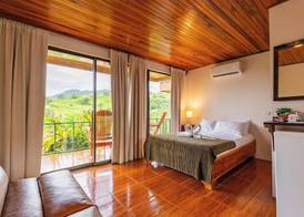 Chateau Arenal 4