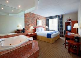 Holiday Inn Express Toronto East - Scarborough By IHG 4