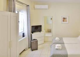 Nautilus Apartments Airport by Airstay 3