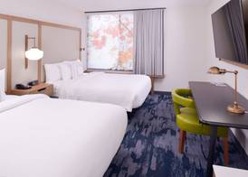 Fairfield Inn and Suites by Marriott Bakersfield Central 5