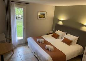 Logis Hôtel La Bastide De Grignan & Restaurant La Chênaie 3