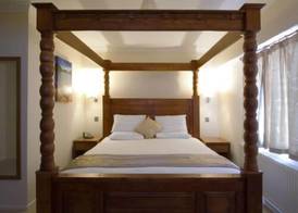 Royal Hotel 3