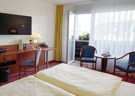 AVALON Hotelpark Königshof 5
