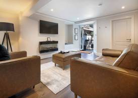 Courtyard Apartments 5