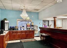 Hamilton Inn Jonesville I-77 3