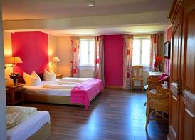 Landhotel Schloss Buttenheim 4