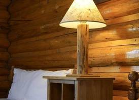 Twin Pines Lodge & Cabins 4