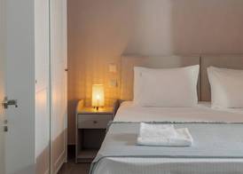 Fresh 1 Bd Apt with Patio in Heraklion 4