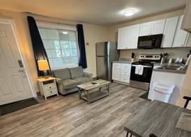 Coastal Inn and Suites 4