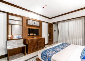 Lovina Beach Club & Resort 3