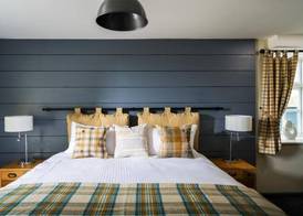 Lifeboat Inn 3
