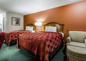 Econo Lodge Inn & Suites Enterprise 4