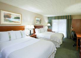 Ramada by Wyndham Indiana 4