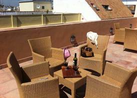 Life Apartments San Vicente 4