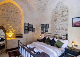 Nomad inn 3