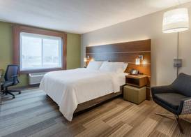 Holiday Inn Express & Suites BURLINGTON by IHG 4