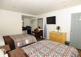 Victoria Motel 4