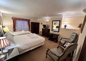 The Royal Lion Hotel 4