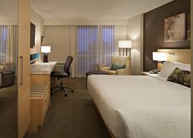 Delta Hotels by Marriott Winnipeg 4
