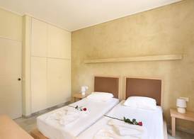 Elma's Dream Apartments & Villas 3