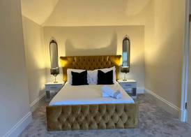 3 Bed - Sleeps 7 - Free Parking - Central Location 4