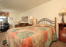 Lakeside Village by Vail Resorts 3