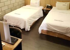 DWELL HOTEL 3