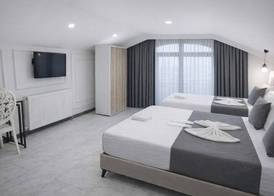 D Twins Airport Hotel 5