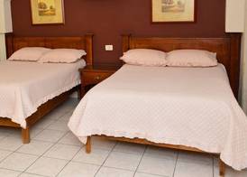 HOTEL BAEZA 4