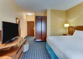 Fairfield Inn & Suites by Marriott Dunn I-95 5