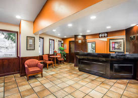 Econo Lodge Downtown 2