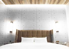 Royal Group Motel Feng Shan Branch 5