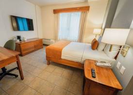 Comfort Inn Tampico 5
