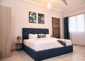 Charming Rooftop Apartments- Strong Wi-Fi & 40percent Long-stay Disc 4