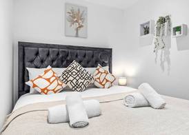 Luxury Ensuite Room in Finsbury Pak London N19 4