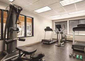 Country Inn & Suites by Radisson, Marinette, WI 3